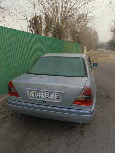 Mercedes-benz C class 1995 — миниатюра 5