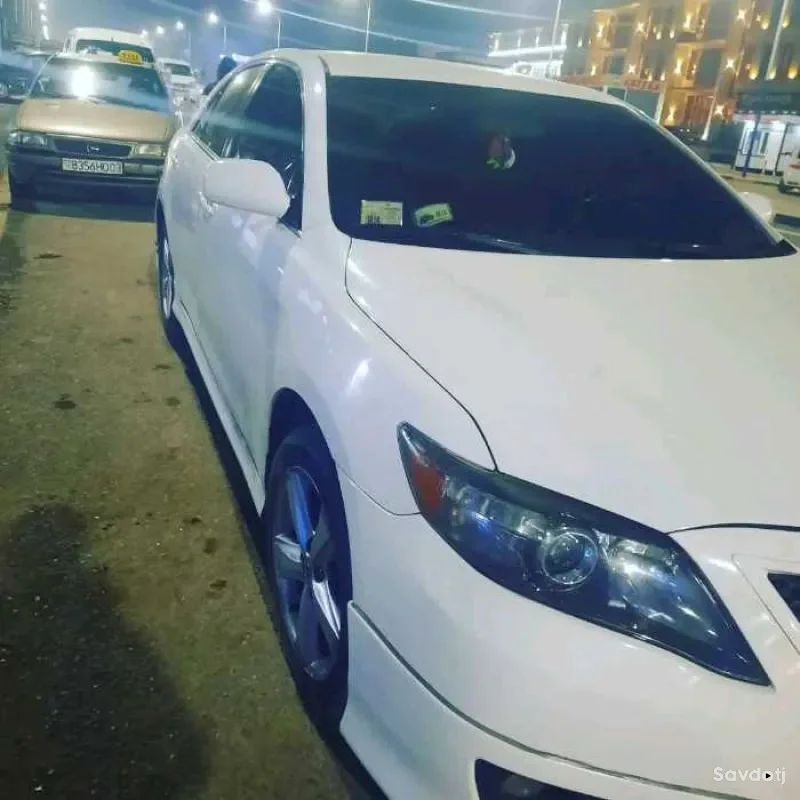 Toyota Camry 2011 — миниатюра 4