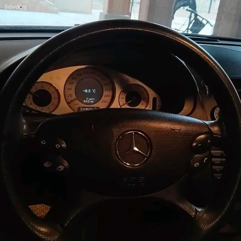Mercedes-benz E class 2007 — миниатюра 4