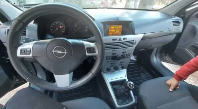Opel Astra h 2010