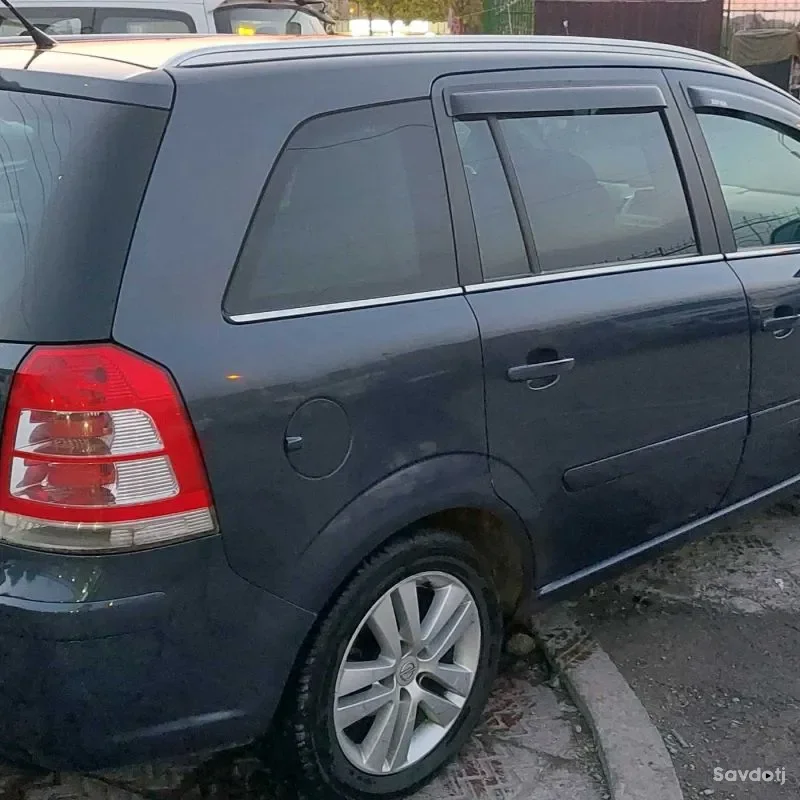 Opel Zafira 2008