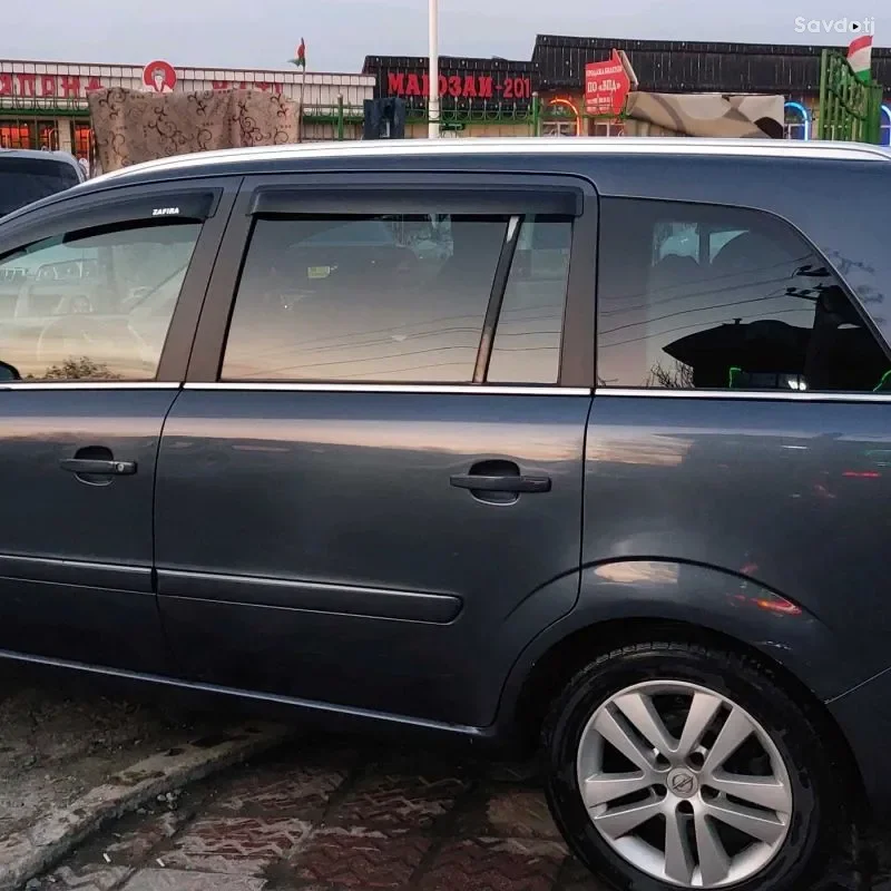 Opel Zafira 2008