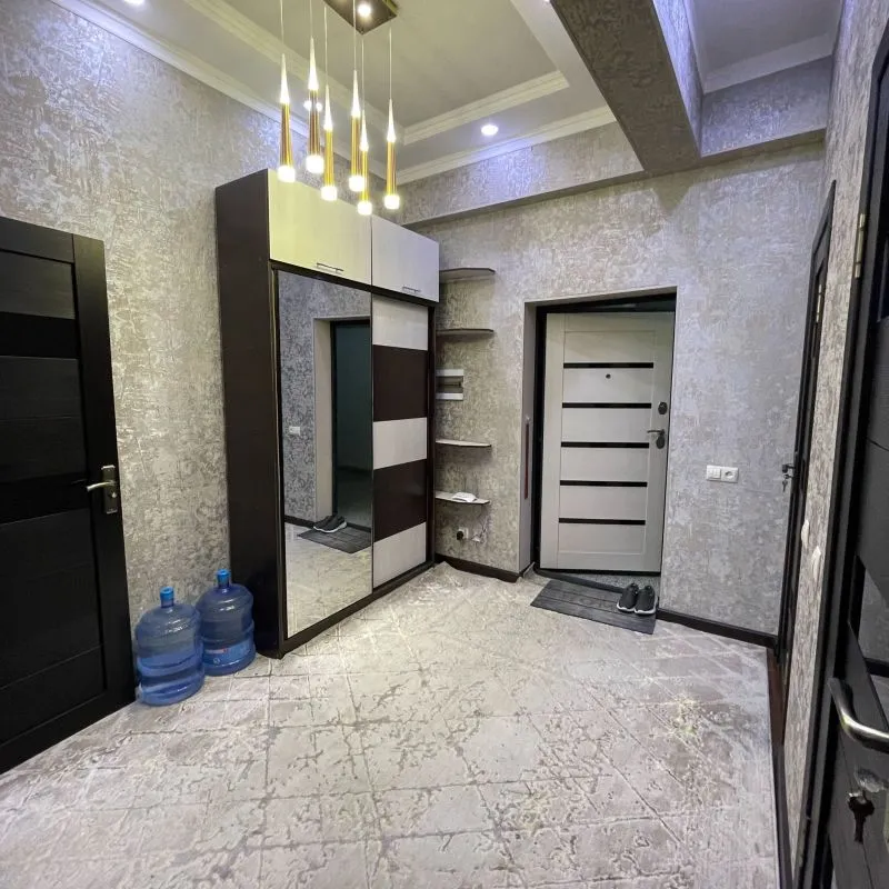 2-к квартира, 3 этаж, 60 м², Овир/И Сомони