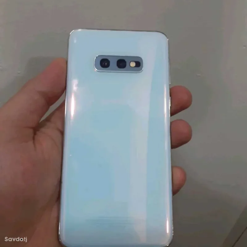 Samsung Galaxy s10e 128 gb