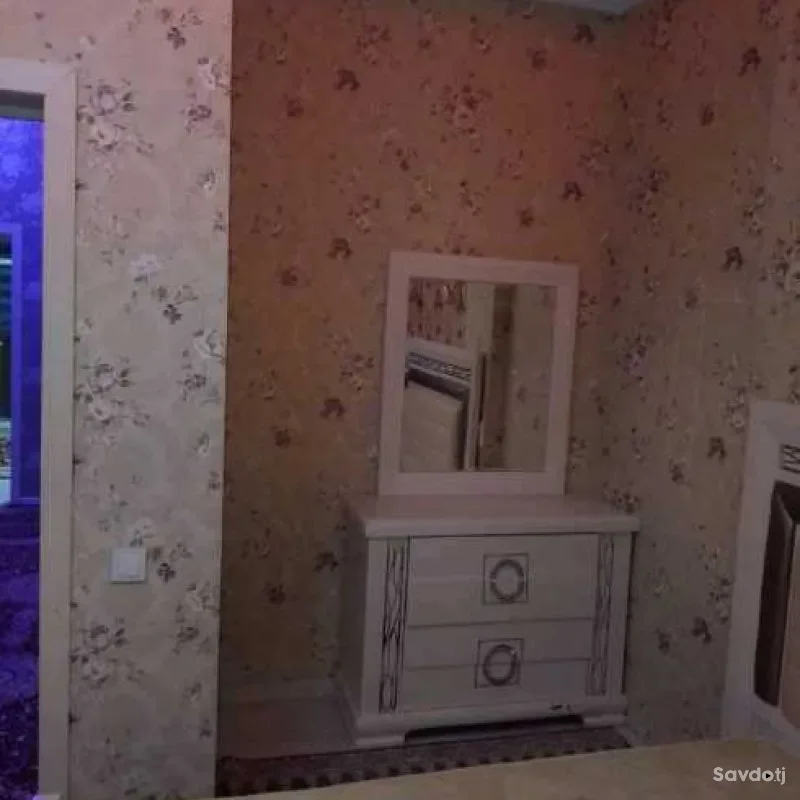 2-к квартира, 8 этаж, 74 м², Фирдавси