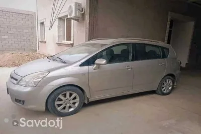 Toyota Verso 2006