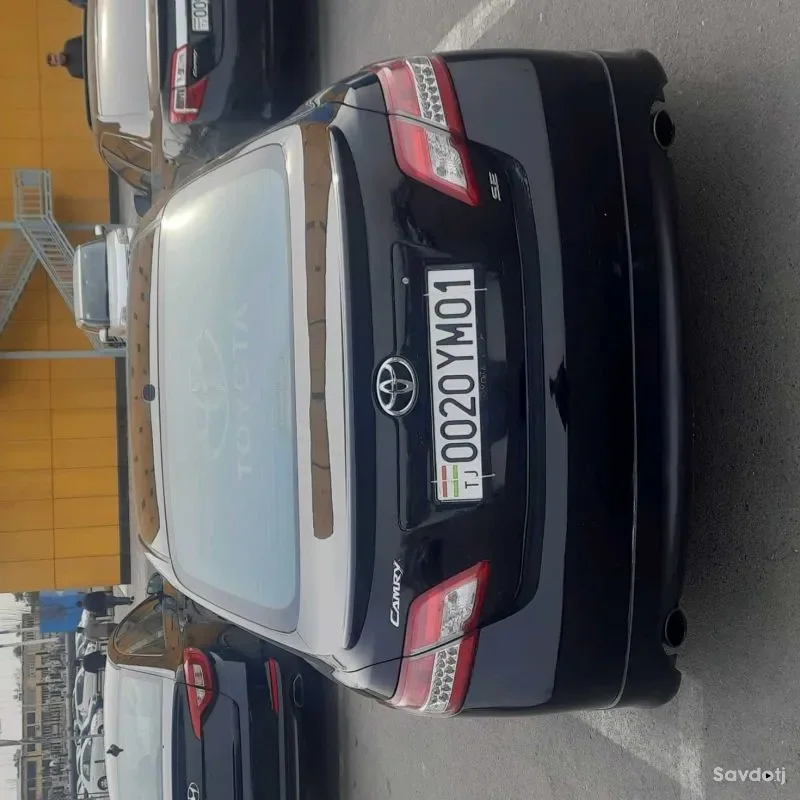 Toyota Camry 2011