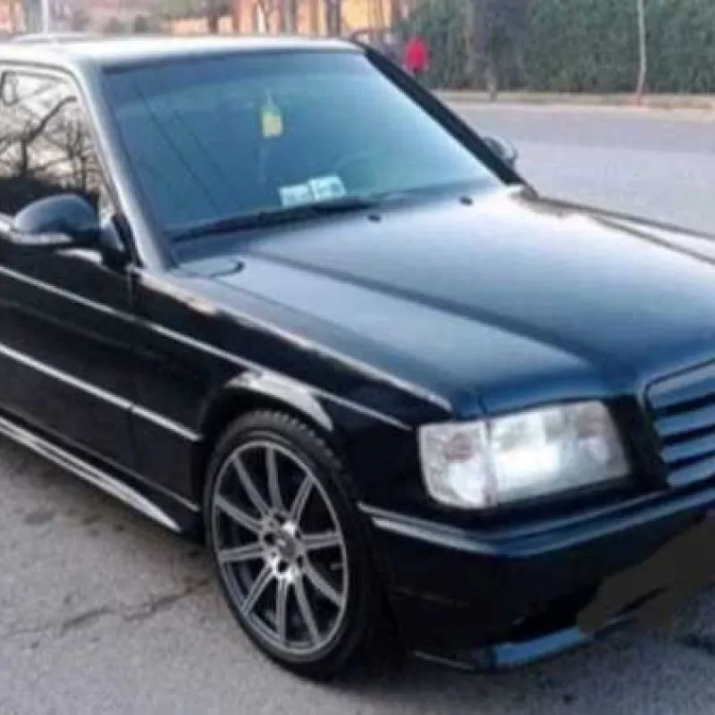 Лобовое стекло Mercedes Benz W201 E190