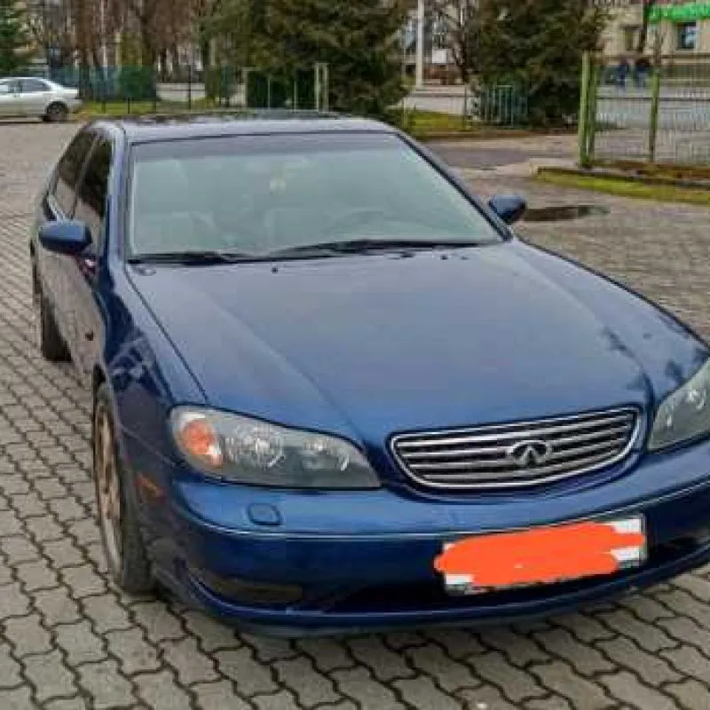 Лобовое стекло Nissan Maxima A33