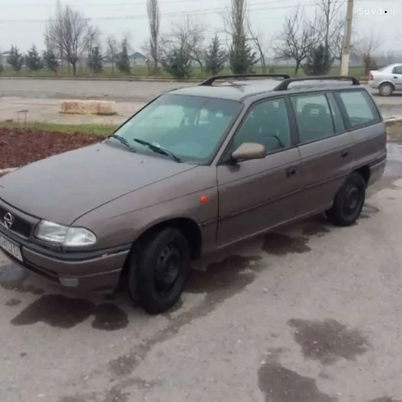 Лобовое стекло Opel Astra F