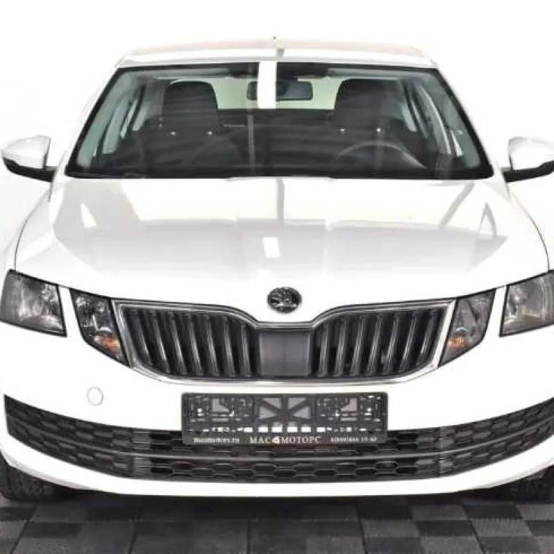 Лобовое стекло Skoda Octavia 2016-2020