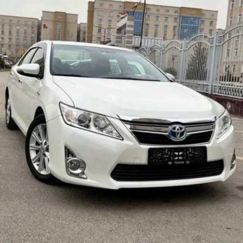 Лобовое стекло Toyota Camry 4