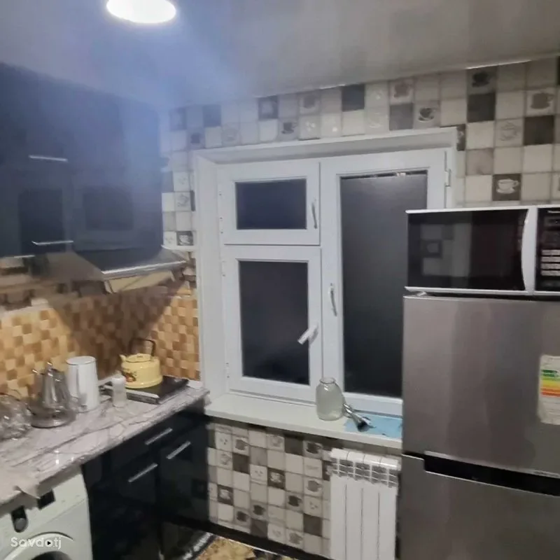 3-к квартира, 2 этаж, 62 м², 62 мкр