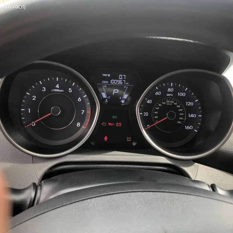 Hyundai Elantra 2013