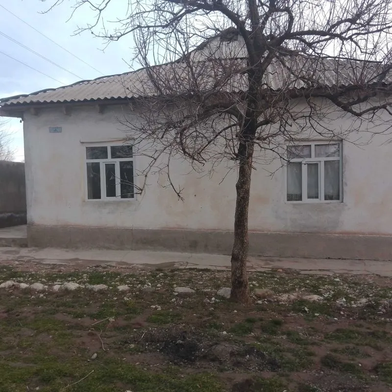 1 этажный, 4-комн. дом, 140 м², 9 соток, файзобод