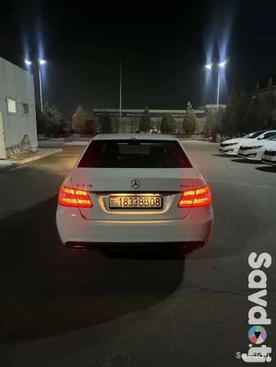 Mercedes-benz E class 2010 — миниатюра 4