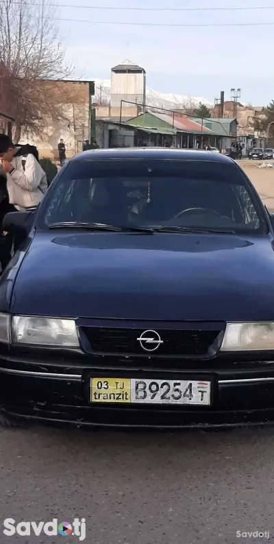 Opel Vectra a 1994 — миниатюра 3