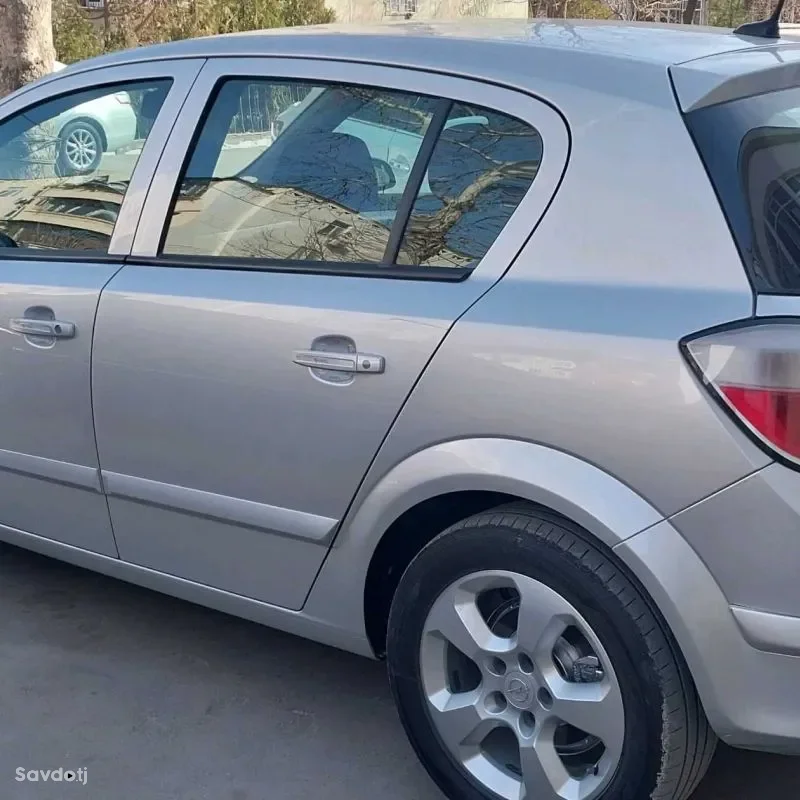 Opel Astra h 2009