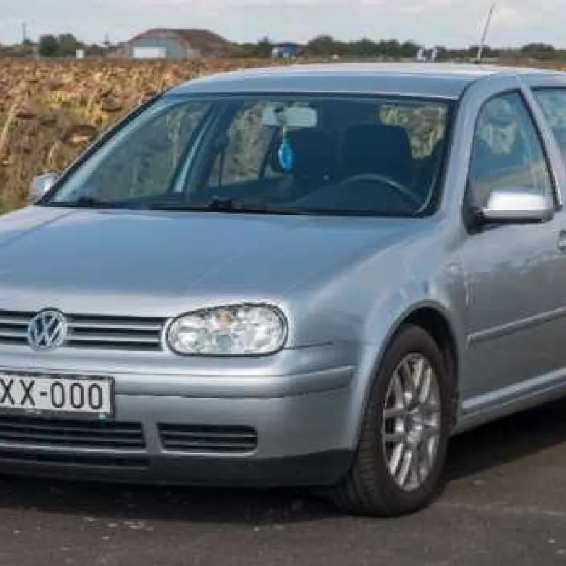 Лобовое стекло Volkswagen Golf 4 1997-2007