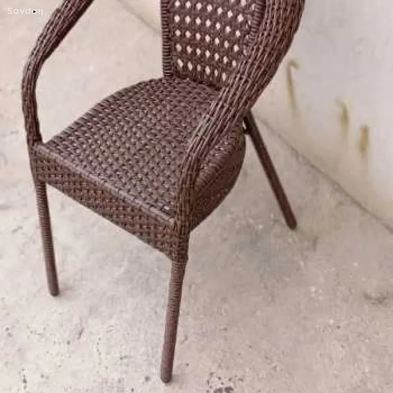 Стол стуля плитион