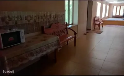 1 этажный, 5-комн. дом, 450 м², 9 соток, Вахдат