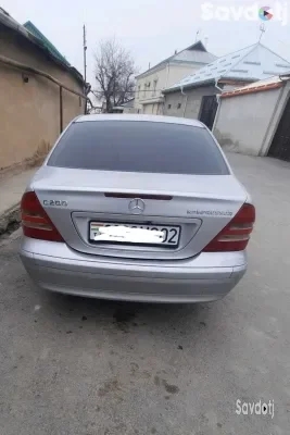 Mercedes-benz C class 2002 — миниатюра 2