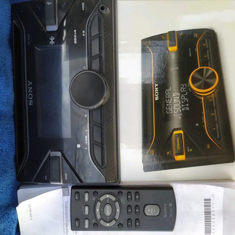 Магнитола SONY 