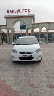 Hyundai Solaris 2013