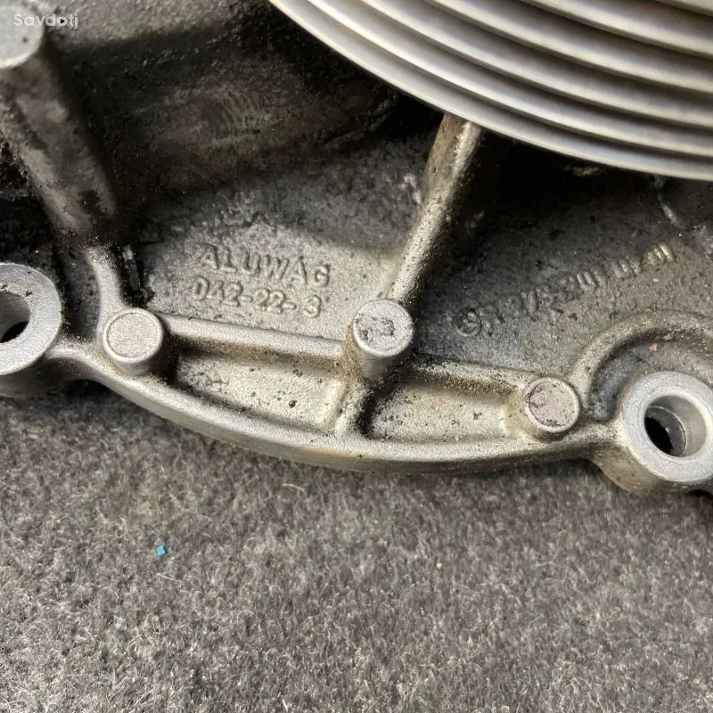водяная помпа от Mercedes Benz 221