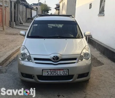 Toyota Corolla verso 2006