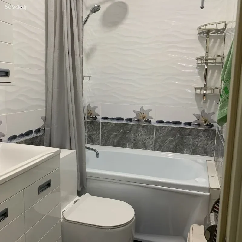 3-к квартира, 8 этаж, 110 м², 12 микрорайон