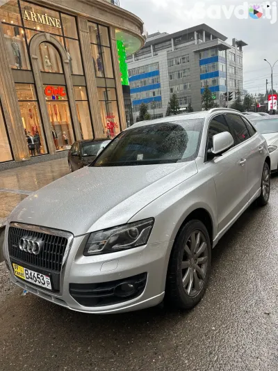 Audi Q5 2010 — миниатюра 2