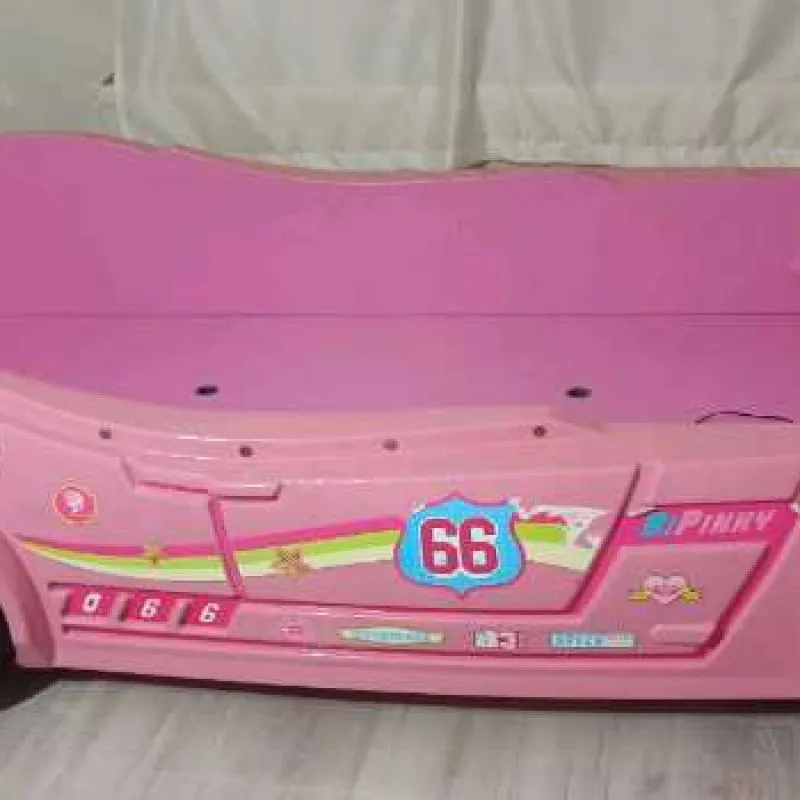 кровать машина