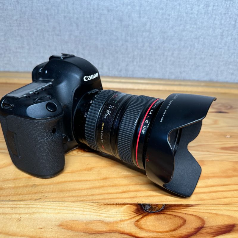 Фотоаппарат Canon 5D mark III