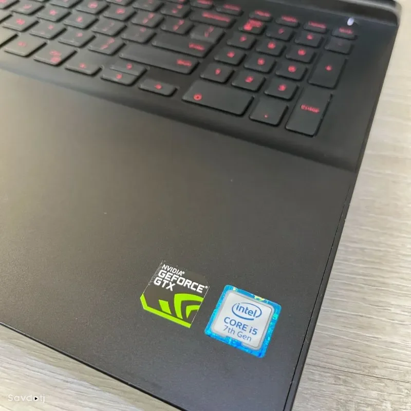 Игровой ноутбук Dell i5 GTX1050ti SSD512