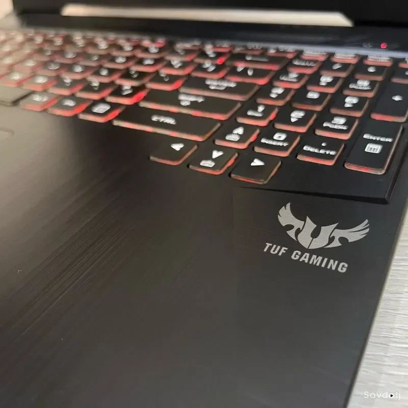 Игровой ноутбук i5 ryzen 5 GTX1650, SSD512