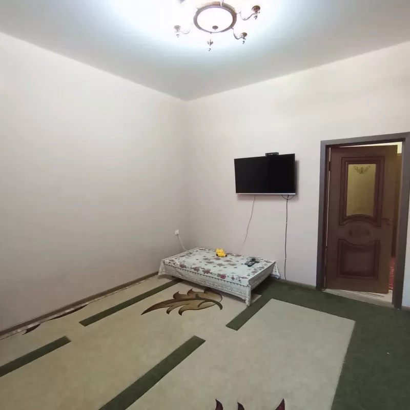 3-к квартира, 1 этаж, 74 м², Сино