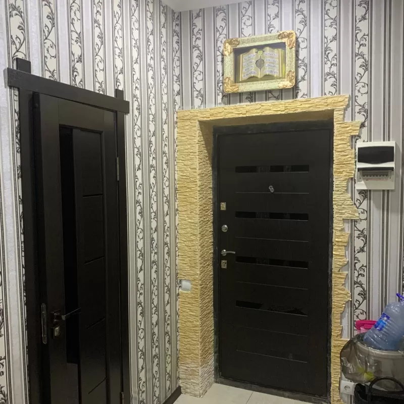 2-к квартира, 3 этаж, 73 м², центр