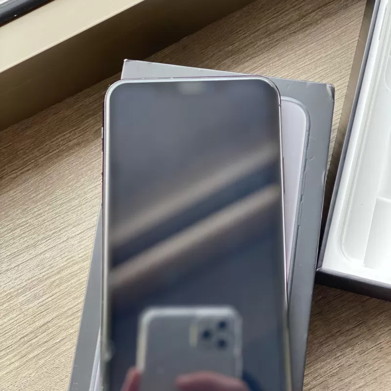 Apple iPhone 11 Pro Max