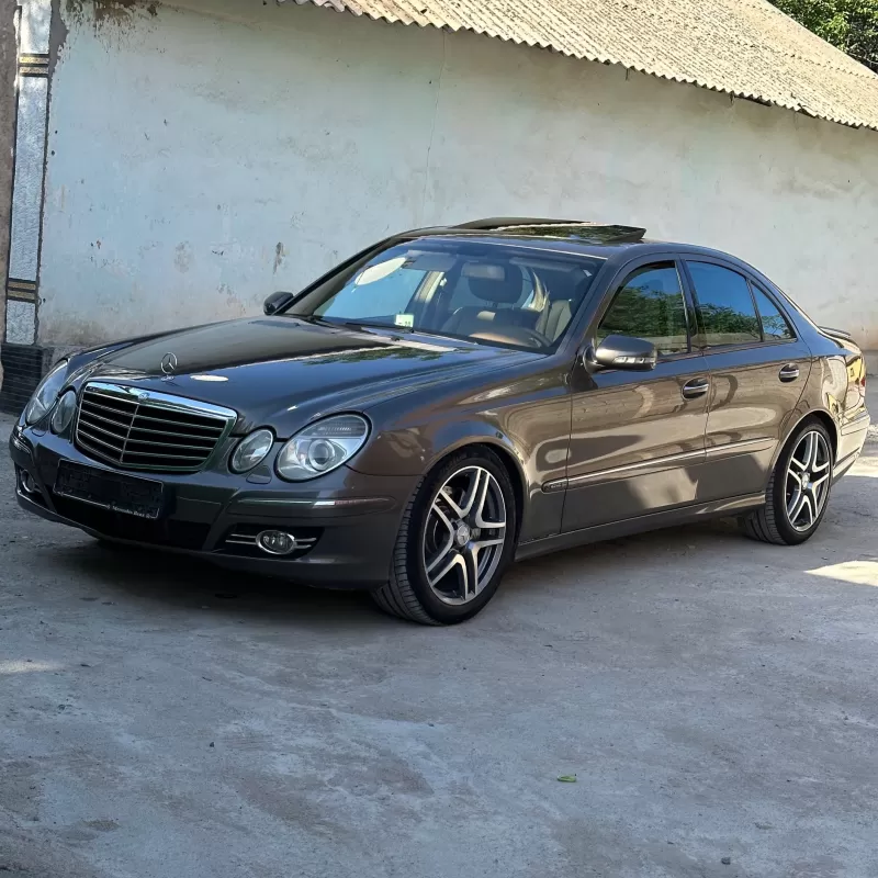 Mercedes-benz E class 2008