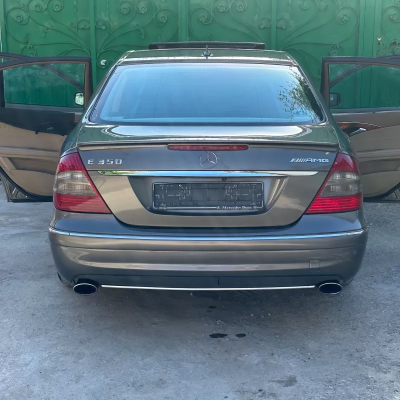 Mercedes-benz E class 2008 — миниатюра 4