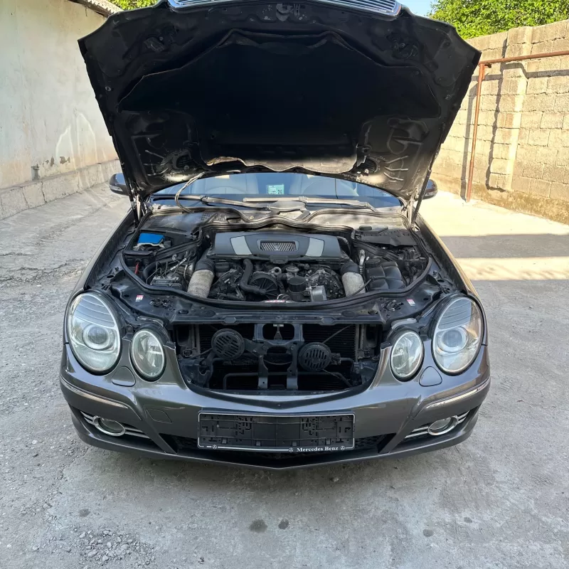 Mercedes-benz E class 2008 — миниатюра 6