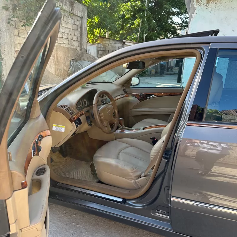 Mercedes-benz E class 2008 — миниатюра 8
