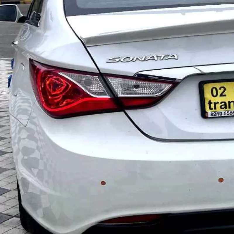 Hyundai Sonata 2011 — миниатюра 5
