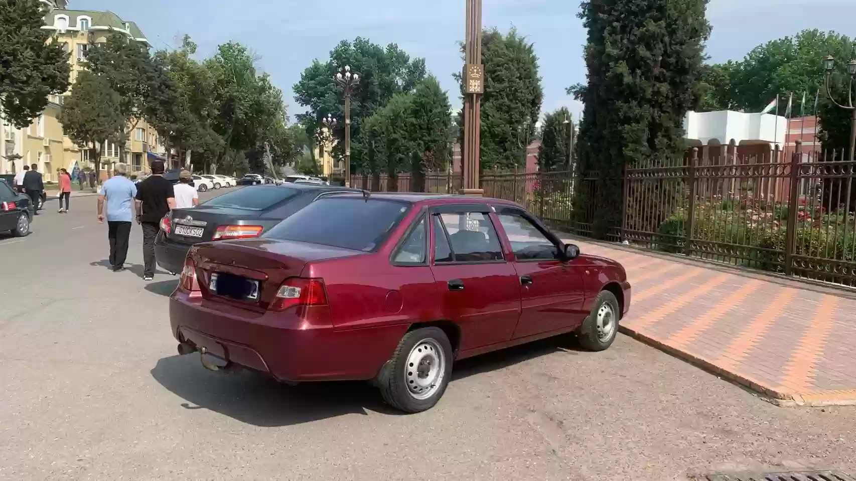 Daewoo Nexia 2011 — миниатюра 2