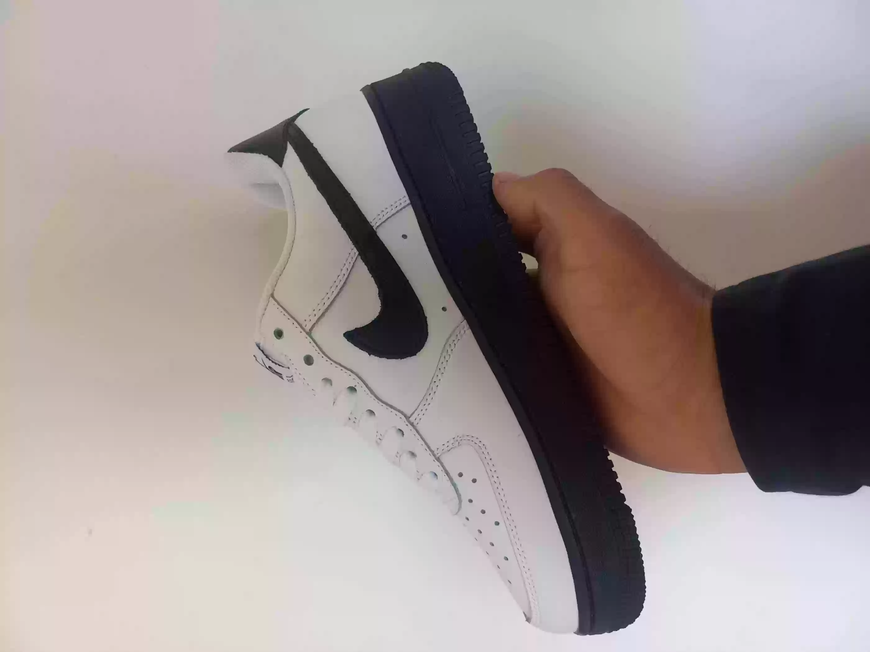 кроссовки Nike
