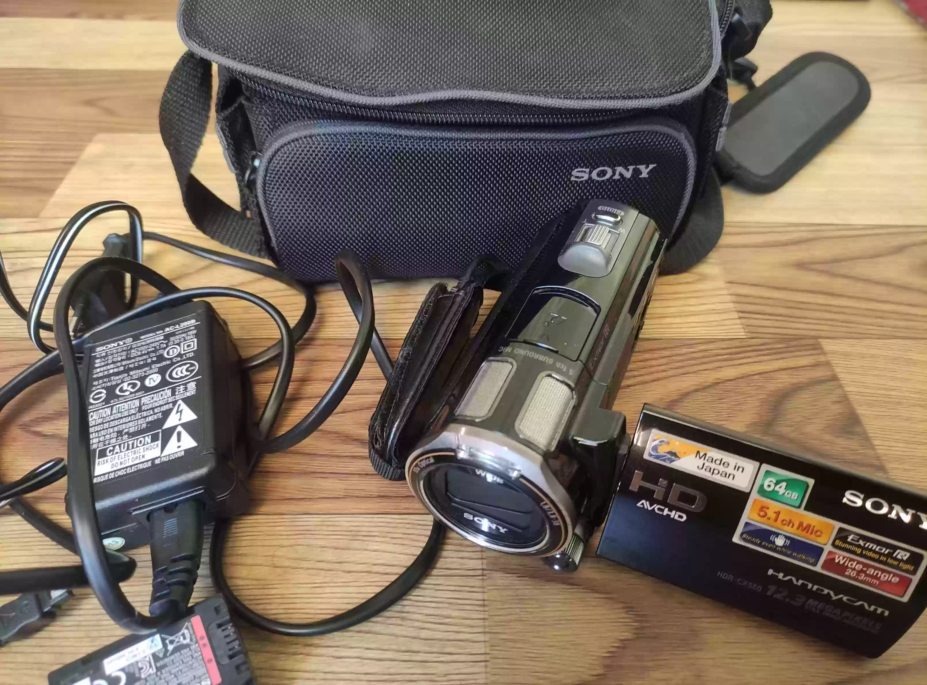 Видеокамера Sony cx560e Япония
