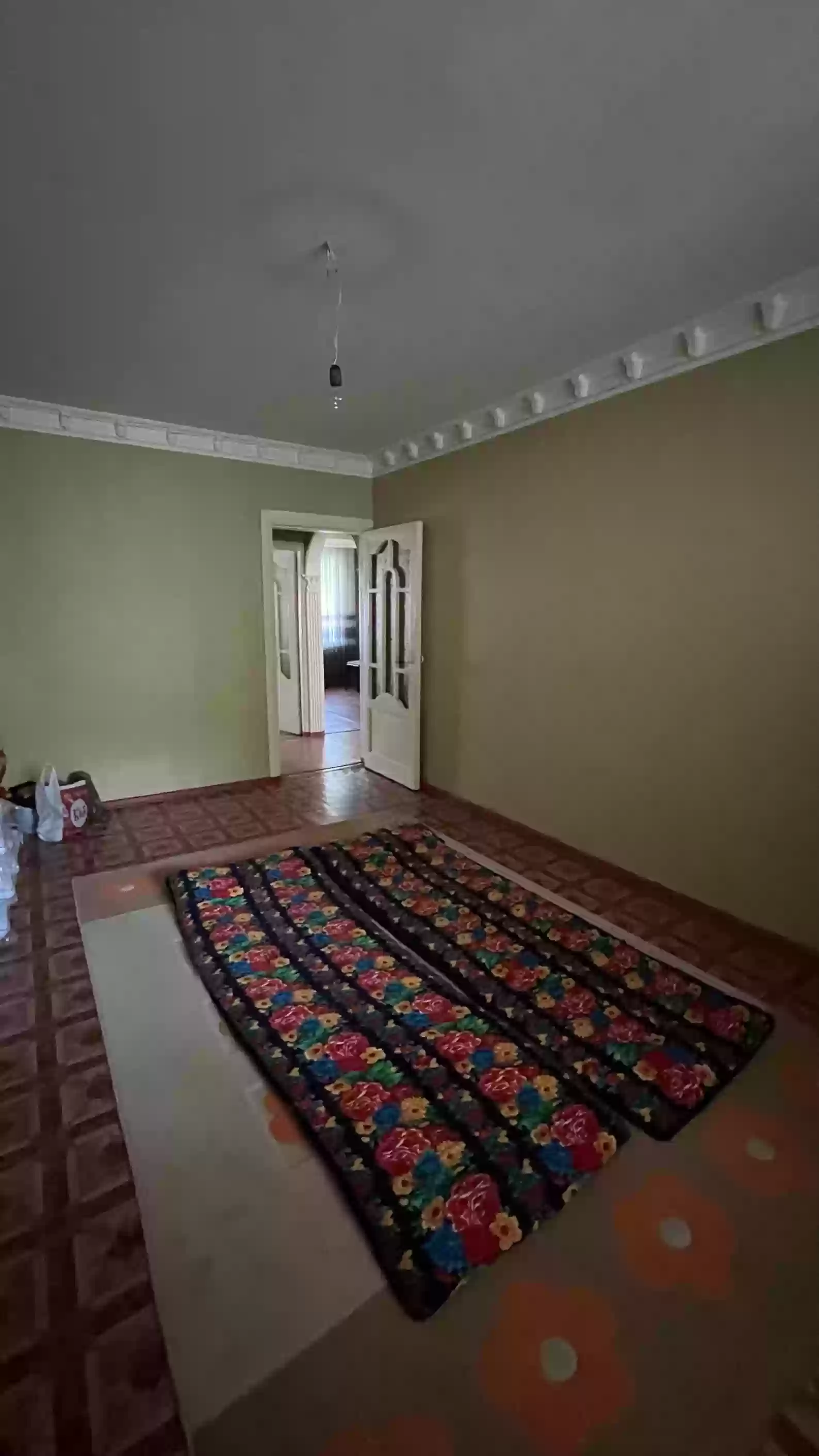 3-к квартира, 2 этаж, 68 м², Фирдавси