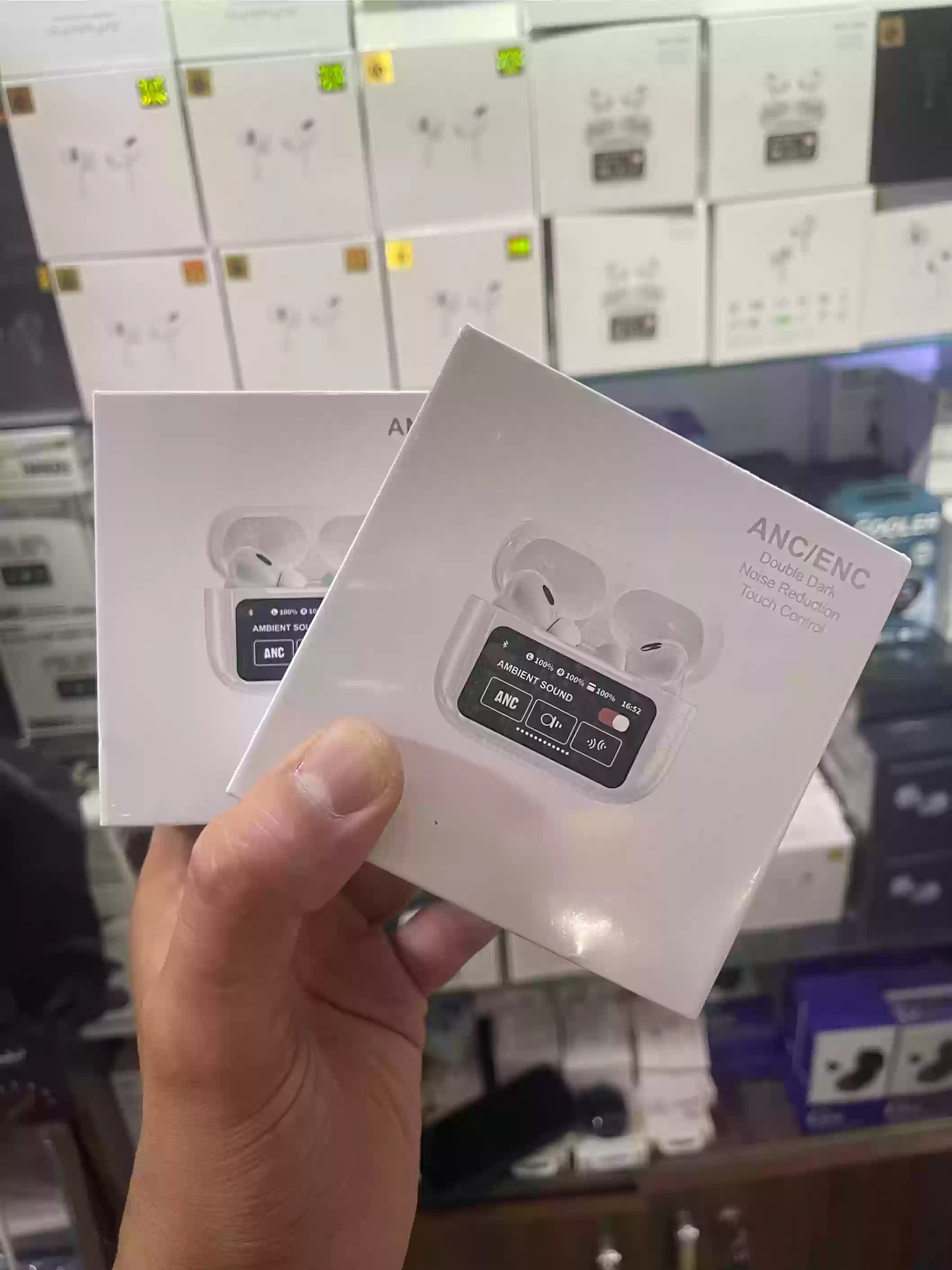 AirPods Pro с LED дисплеем