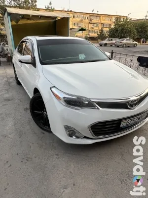 Toyota Avalon 2016